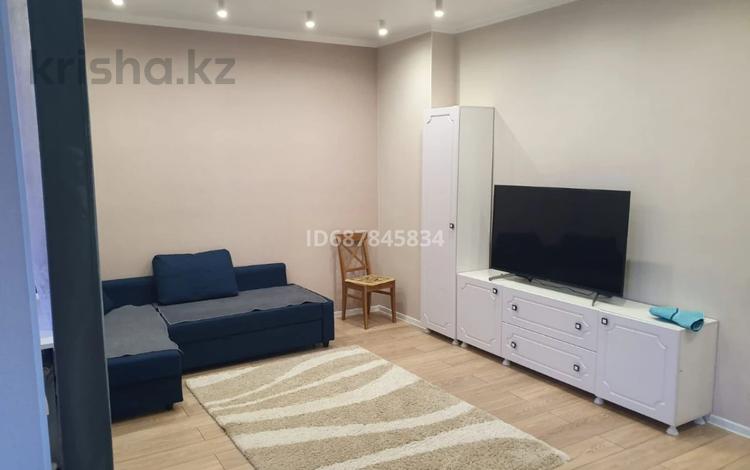 2-бөлмелі пәтер · 53 м² · 12/20 қабат, Проспект шахтеров, бағасы: 230 000 ₸ в Караганде, Казыбек би р-н — фото 9