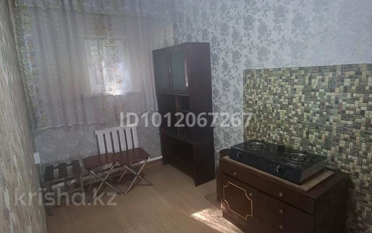 2 бөлме · 50 м² · 1/1 қабат, мкр 13-й военный городок, Мкр 13-й военный городок 575, бағасы: 111 111 ₸ в Алматы, Турксибский р-н — фото 2
