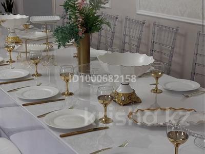 Дом · 5 комнат · 400 м², Байтурсынова 165 А — Назарбаева - Байтурсынова за 140 000 〒 в Костанае