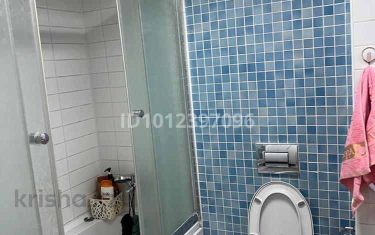 2-комнатная квартира · 66.3 м² · 13/16 этаж, Мкр. Аккент 48 за 250 000 ₸ в Алматы, Алатауский р-н — фото 2