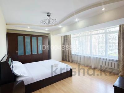 3-комнатная квартира · 90 м² · 5/9 этаж, мкр Самал-1 за 35 990 〒 в Алматы, Медеуский р-н