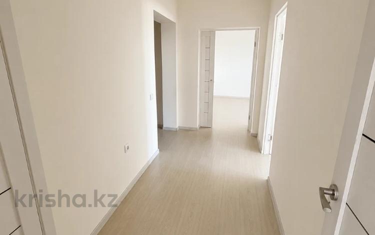 3-комнатная квартира · 117.5 м² · 11/17 этаж, Жандосова за 67 млн ₸ в Алматы, Ауэзовский р-н — фото 15