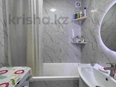 3-комнатная квартира · 61 м² · 3/9 этаж, абулхайыр хана за 25.5 млн 〒 в Актобе