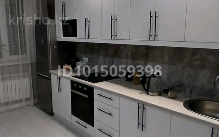 1-комнатная квартира · 43 м² · 4/9 этаж, Ахмет Байтурсынулы 39, 39/1, 39/2, 39/3 за 26 млн ₸ в Астане, Сарайшык р-н — фото 2