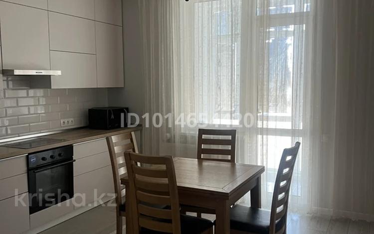 2-бөлмелі пәтер · 70 м² · 5/9 қабат, Пр.Тайманова, бағасы: 400 000 ₸ в Атырау — фото 2