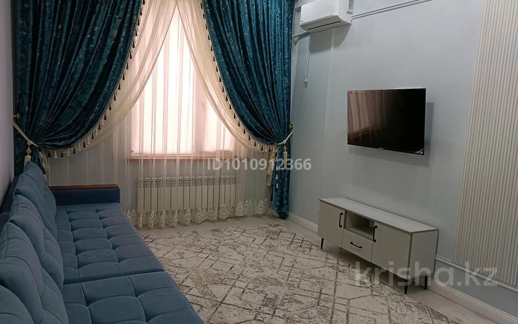 1-комнатная квартира · 36 м² · 1/3 этаж, Батырбекова 4/2 за 25.5 млн 〒 в Туркестане — фото 2