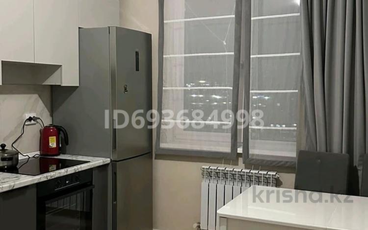 1-комнатная квартира · 41 м² · 9/10 этаж, Базовая 2/4 за 200 000 ₸ в Усть-Каменогорске — фото 7