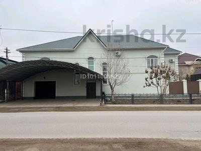 Отдельный дом · 9 комнат · 535 м² · 10 сот., Мыркы исаева 36 — Арай сити мол за 77 млн ₸ в 