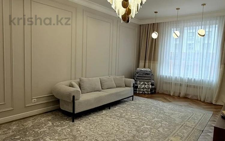 3-бөлмелі пәтер · 120 м² · 4 қабат, Сарайшык 2 — Кунаева, бағасы: 600 000 ₸ в Астане, Есильский р-н — фото 2