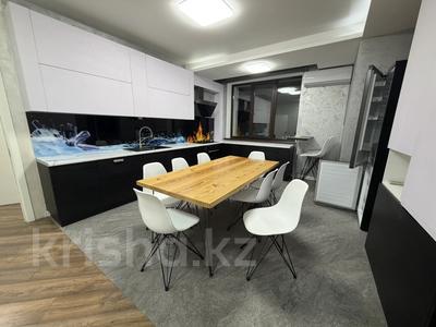 5-бөлмелі пәтер · 220 м² · 2/3 қабат, Седельников 69, бағасы: 1.5 млн ₸ в Алматы, Медеуский р-н