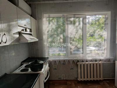 3-бөлмелі пәтер · 71 м² · 1/5 қабат, Назарбаева 27/3, бағасы: 24 млн ₸ в Усть-Каменогорске