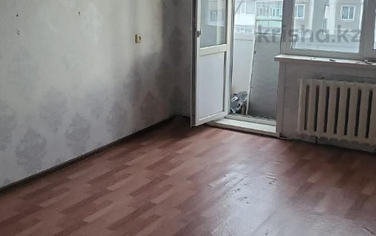 1-бөлмелі пәтер · 32 м² · 4/5 қабат, Строителей 22, бағасы: 6.5 млн ₸ в Аксу — фото 15