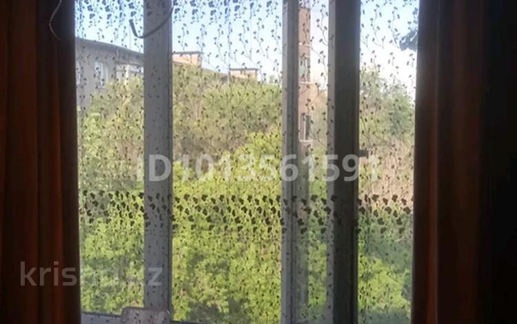 4-комнатная квартира · 65 м² · 4/5 этаж, Майкудук, Майкудук, 14й микрорайон 10 за 16 млн ₸ в Караганде, Алихана Бокейханова р-н — фото 9