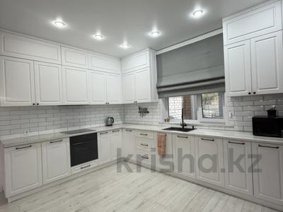 Часть дома · 5 комнат · 191 м² · 2.6 сот., Штабная 11 за 75 млн ₸ в Костанае