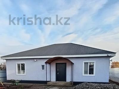 Отдельный дом · 4 комнаты · 139.5 м² · 5.2 сот., Каирбекова за 55 млн 〒 в Костанае