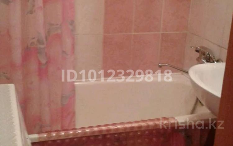 1-бөлмелі пәтер · 30 м² · 2/4 қабат, ул. Алимхана Ермекова 18, бағасы: 120 000 ₸ в Караганде — фото 2
