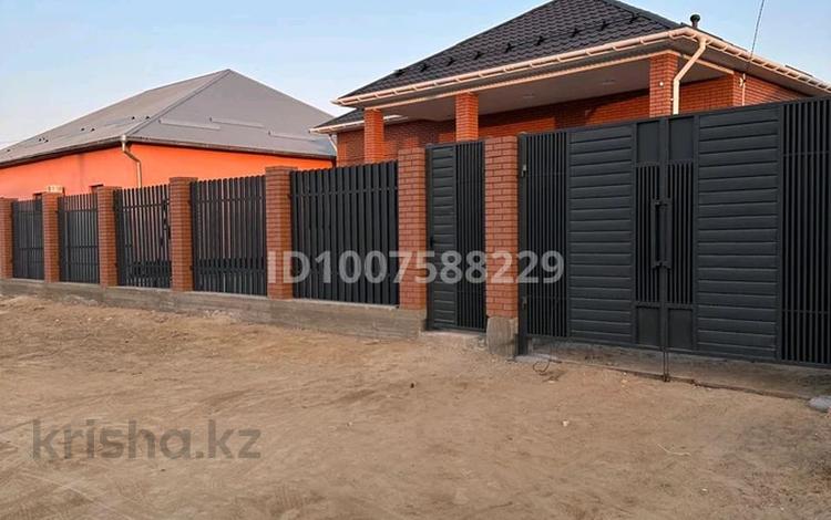 Отдельный дом · 5 комнат · 200 м² · 10 сот., Серик Шотыков 26 за 70 млн 〒 в  — фото 2