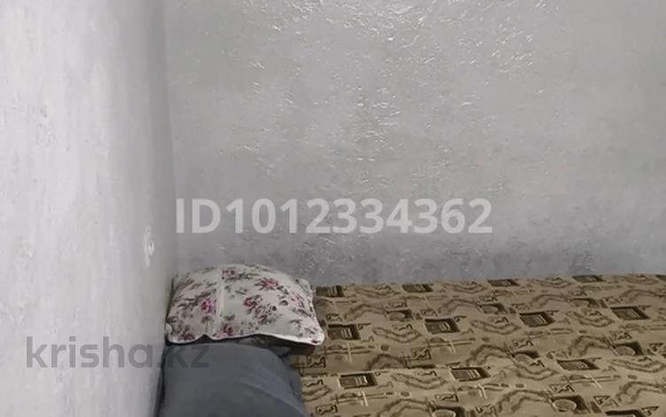 2-бөлмелі пәтер · 40 м² · 3/4 қабат, Улытауская ул. 58, бағасы: 80 000 〒 в Сатпаев — фото 2