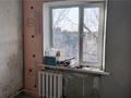 3-комнатная квартира · 57 м² · 5/5 этаж, Майкудук, 12й микрорайон за 11 млн ₸ в Караганде, Алихана Бокейханова р-н — фото 8