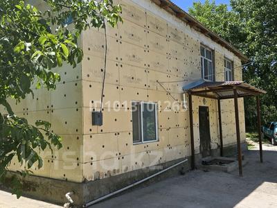 Жеке үй · 7 бөлме · 240 м² · 12 жүзд., Бейбитшилик 10, бағасы: 15.5 млн ₸ в Акбулак