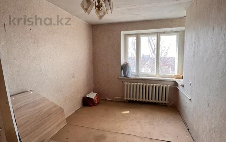 1-бөлмелі пәтер · 13.7 м² · 5/5 қабат, просторная, бағасы: 2.8 млн ₸ в Уральске — фото 2