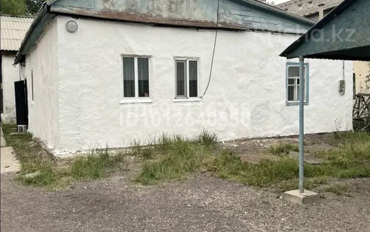 Жеке үй · 3 бөлме · 56 м², Переулок Толстого 3, бағасы: 34 млн ₸ в Астане, р-н Байконур — фото 2