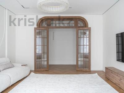 4-комнатная квартира · 120 м² · 13/16 этаж, Туран 39/3 — 2-ОЧЕРЕДЬ, ОФИГЕННО-ШИКАРНЫЙ ВИД С ОКНА НА АСТАНУ, ЭТО НАДО ВИДЕТЬ В ЖИВУЮ И КВАРТИРА КОНФЕТКА за 148 млн ₸ в Астане, Нура р-н