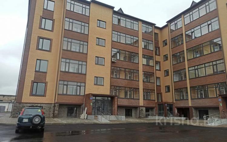 1-комнатная квартира, 45 м², 3/5 этаж, Интернациональная 57 за 14.3 млн 〒 в Щучинске — фото 2