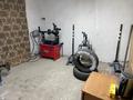 Отдельный дом · 7 комнат · 300 м² · 10 сот., мкр Городской Аэропорт — Район авторынка за 170 млн ₸ в Караганде, Казыбек би р-н — фото 9
