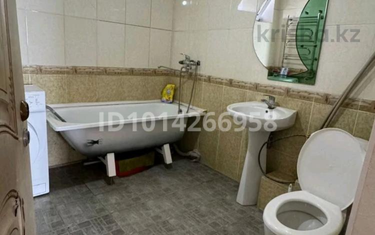 3-комнатная квартира · 90 м² · 5 этаж, Толеби 9б за 140 000 ₸ в Таразе — фото 2