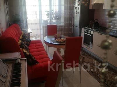 1-комнатная квартира · 50 м² · 3/9 этаж, Кердері за 30 млн 〒 в Уральске