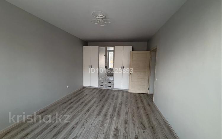 2-бөлмелі пәтер · 71 м² · 7/9 қабат, Береке шағын ауданы 53, бағасы: 215 000 ₸ в Костанае, Микрорайон Береке — фото 2