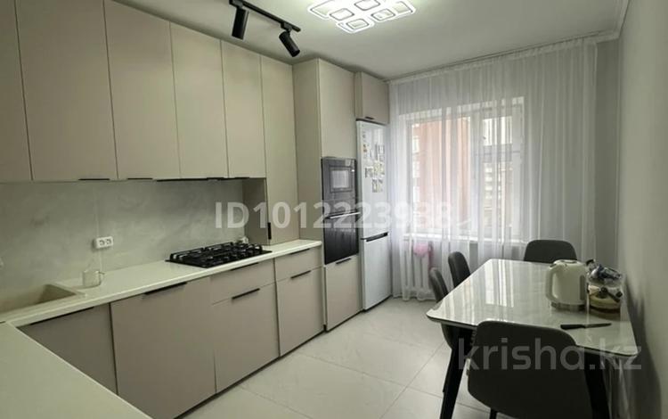 5-бөлмелі пәтер · 126.2 м² · 4/5 қабат, ул. Куйши Дины 8, бағасы: 49.5 млн ₸ в Астане, Алматы р-н — фото 2