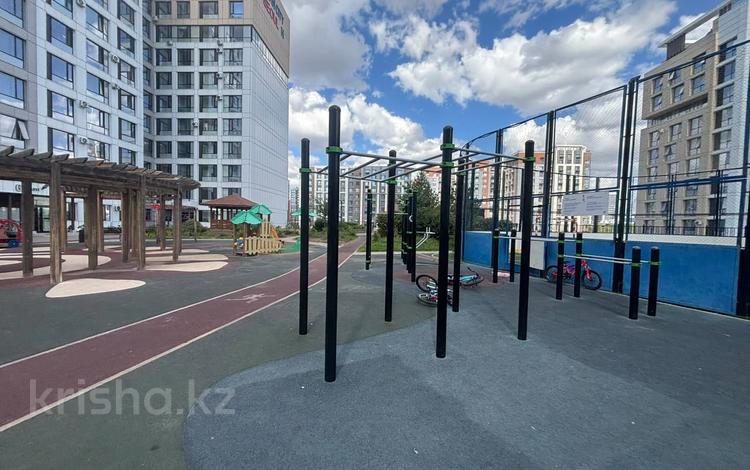 2-бөлмелі пәтер · 61 м² · 4/10 қабат, Бектурова 1, бағасы: 60 млн ₸ в Астане, Есильский р-н — фото 2