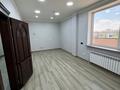Свободное назначение, офисы, салоны красоты, медцентры и аптеки, образование, развлечения, конференц-залы, кабинеты и рабочие места · 300 м² за 3 млн ₸ в Астане, Сарыарка р-н — фото 13