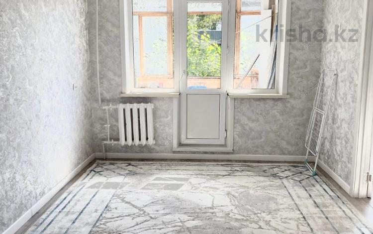 3-комнатная квартира · 58 м² · 4/5 этаж, Майкудук, 12й микрорайон за 14.5 млн ₸ в Караганде, Алихана Бокейханова р-н — фото 2