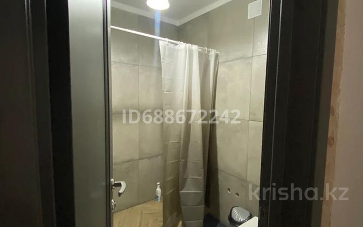 1-комнатная квартира · 45 м², мкр Центральный 10 за 8 000 ₸ в Атырау — фото 2