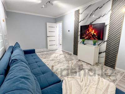 3-комнатная квартира · 65 м² · 1/4 этаж, мкр №10 А 2 — Абая Сайна за 30 000 ₸ в Алматы, Ауэзовский р-н