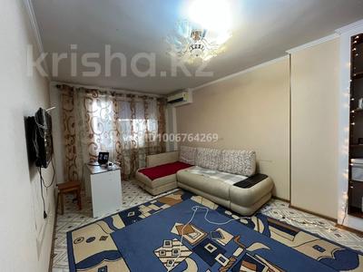 2-комнатная квартира · 70 м² · 7/9 этаж, мкр 12 — возле Дины за 25 млн 〒 в Актобе