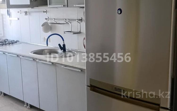 1-бөлмелі пәтер · 45 м² · 3/5 қабат, Қонаев ш/а. 71/2 — Рынок Женис, бағасы: 18.5 млн ₸ в Уральске, мкр Кунаева — фото 2