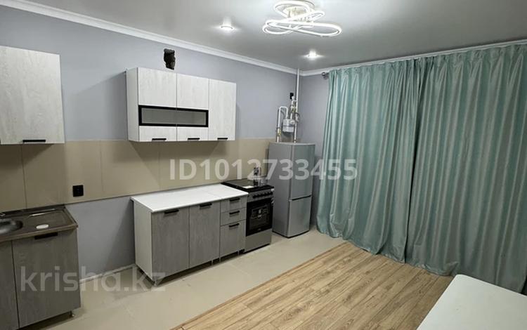 1-бөлмелі пәтер · 52 м² · 3/9 қабат, мкр. Алтын орда, Батыс 2 11 д к3, бағасы: 150 000 ₸ в Актобе — фото 2