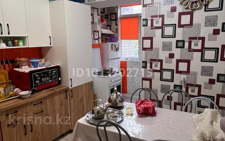 2-комнатная квартира · 44 м² · 1/5 этаж, мкр Жилгородок 57 — Қазанғап 57 за 14 млн ₸ в Актобе — фото 2