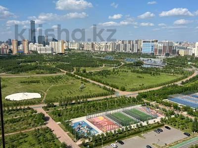 6-комнатная квартира · 438 м² · 19/20 этаж, Бухар жырау 26 за 440 млн 〒 в Астане, Есильский р-н