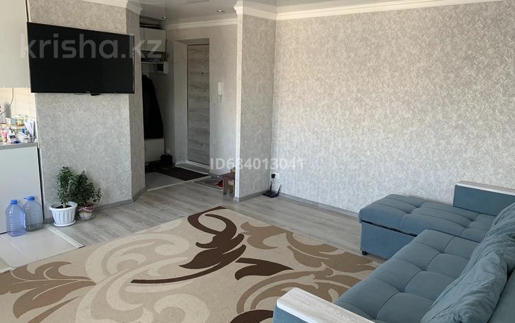 2-бөлмелі пәтер, 37.5 м², 5/5 қабат, Энергетиков 46б, бағасы: 9 млн 〒 в Экибастузе — фото 9