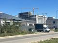 Отдельный дом · 4 комнаты · 280 м² · 10 сот., Райымбек батыра — Бердибай за 450 млн ₸ в Астане, Сарайшык р-н