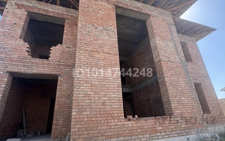 Отдельный дом · 7 комнат · 450 м² · 8 сот., мкр Самал-1 за 100 млн ₸ в Шымкенте, Абайский р-н — фото 2
