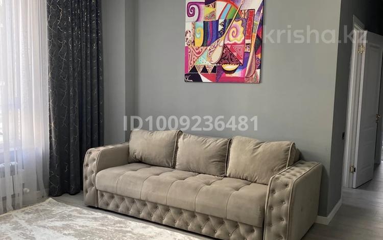 2-комнатная квартира · 60 м² · 7/17 этаж, мкр Юго-Восток, Республики 23, К1 за 370 000 〒 в Караганде, Казыбек би р-н — фото 2