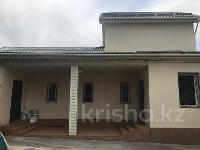 Отдельный дом · 5 комнат · 220 м² · 5.5 сот., Богенбай батыра — Кастеева за 850 000 ₸ в Алматы, Медеуский р-н