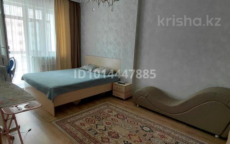 1-комнатная квартира · 42.5 м² · 4/14 этаж, Мангилик Ел 17 за 220 000 ₸ в Астане, Есильский р-н — фото 2
