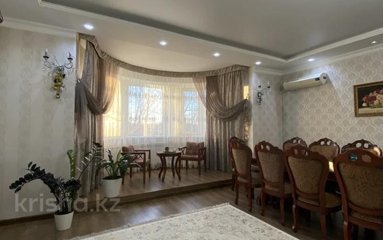 3-комнатная квартира, 192 м², 2/11 этаж, Академика Сатпаева 336 за 75 млн 〒 в Павлодаре — фото 2